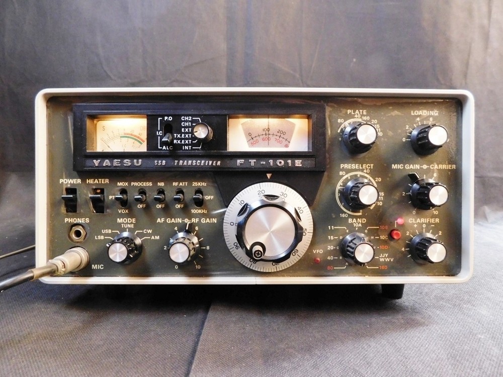 Yaesu Model FT-101E SSB Ham Radio Transceiver