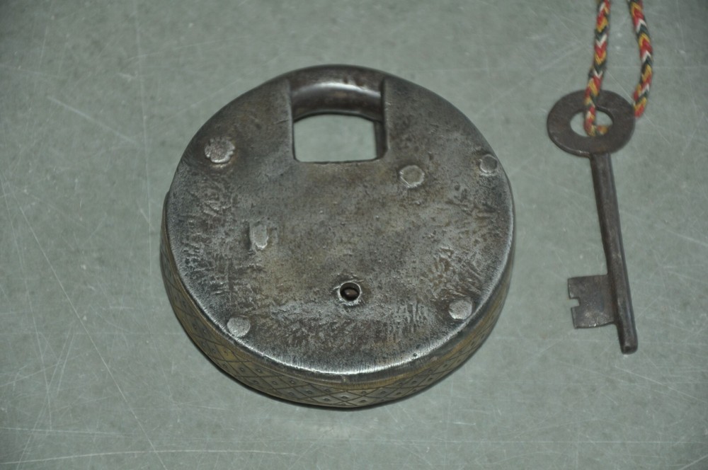 Vintage Iron Round Shape Brass Fitted Engraved Solid Handcrafted Padlock