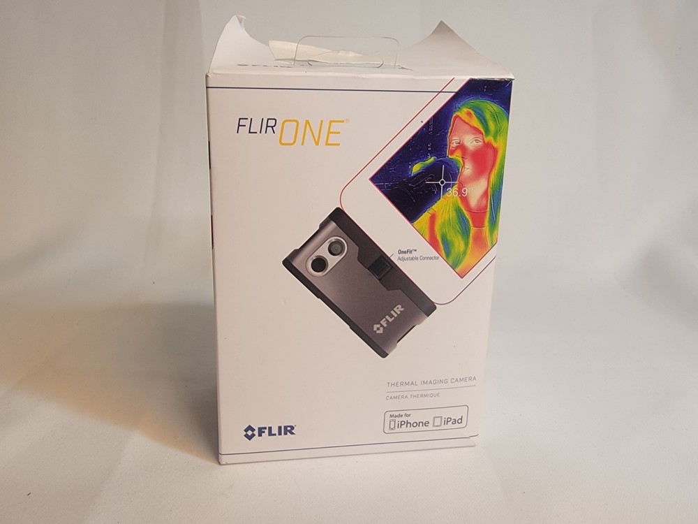 FLIR ONE Thermal Imaging Camera iOS iPhone/iPad Lightning- Open box