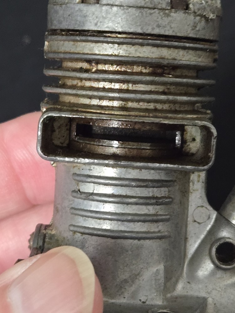 FOX 35 STUNT CONTROL LINE ENGINE, PRE-OWNED, GOOD COMPRESSION custom carb??