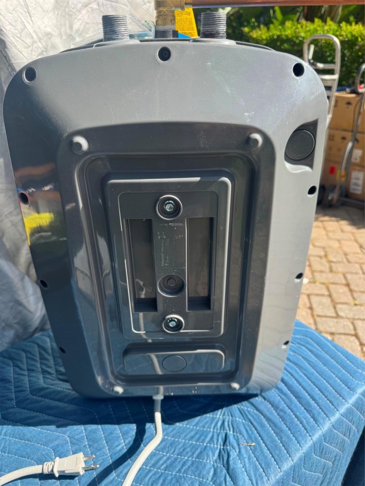 Rheem 6 Gal. 120-Volt Plug-In MiniTank Point of Use Electric Water Heater