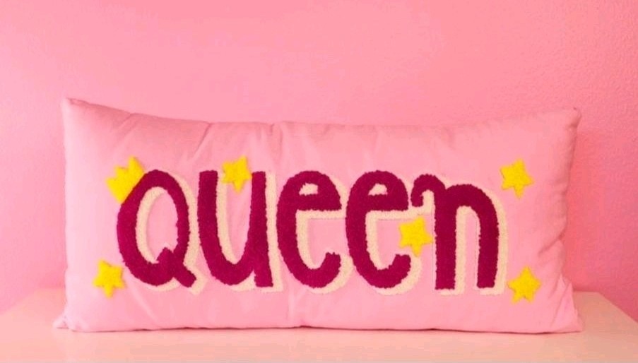 QUEEN Long Hook Pillow