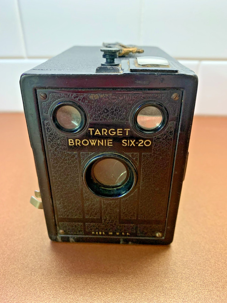 Vintage Target Brownie Six-20 Box Camera