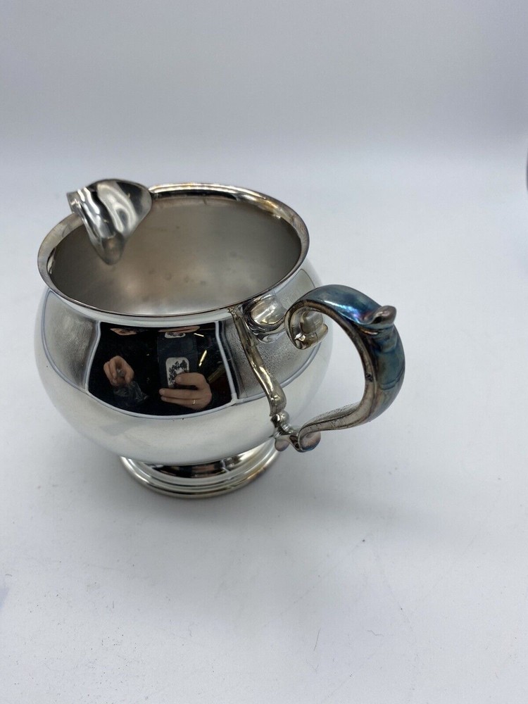 Leonard - Silver-plate - 4 Footed Creamer with Lid NEVER USED