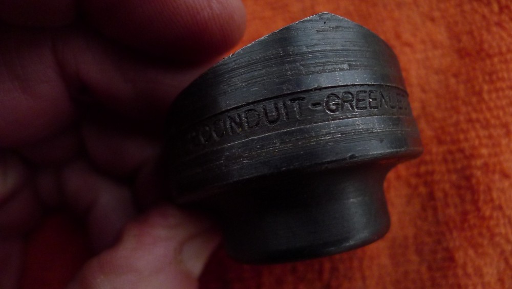 GREENLEE 1 1/2" CONDUIT KNOCKOUT & DIE