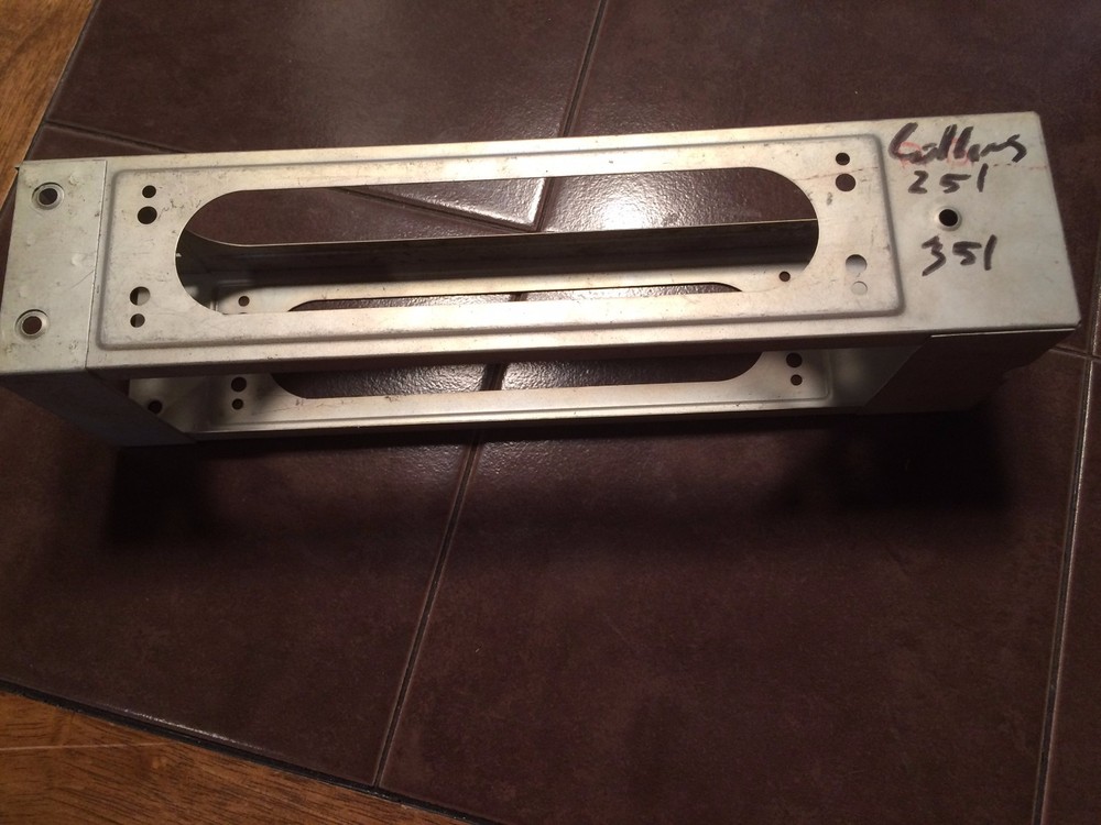 Collins VHF-251 & VIR 351 Install Tray