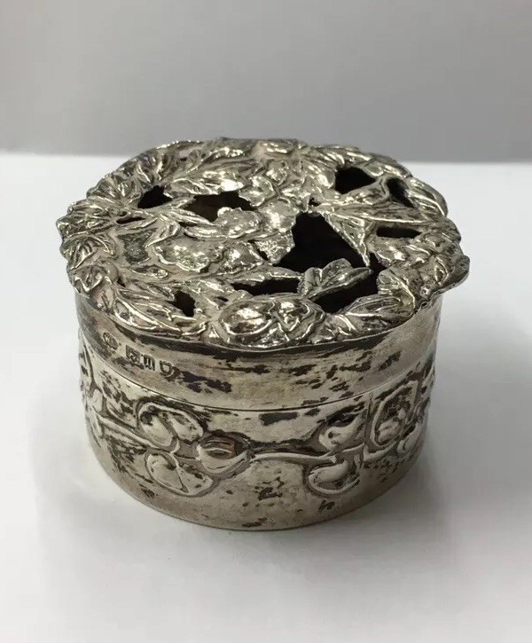 Antique 1908 Comyns & Sons Solid Silver Pill Box Floral Pierced Top