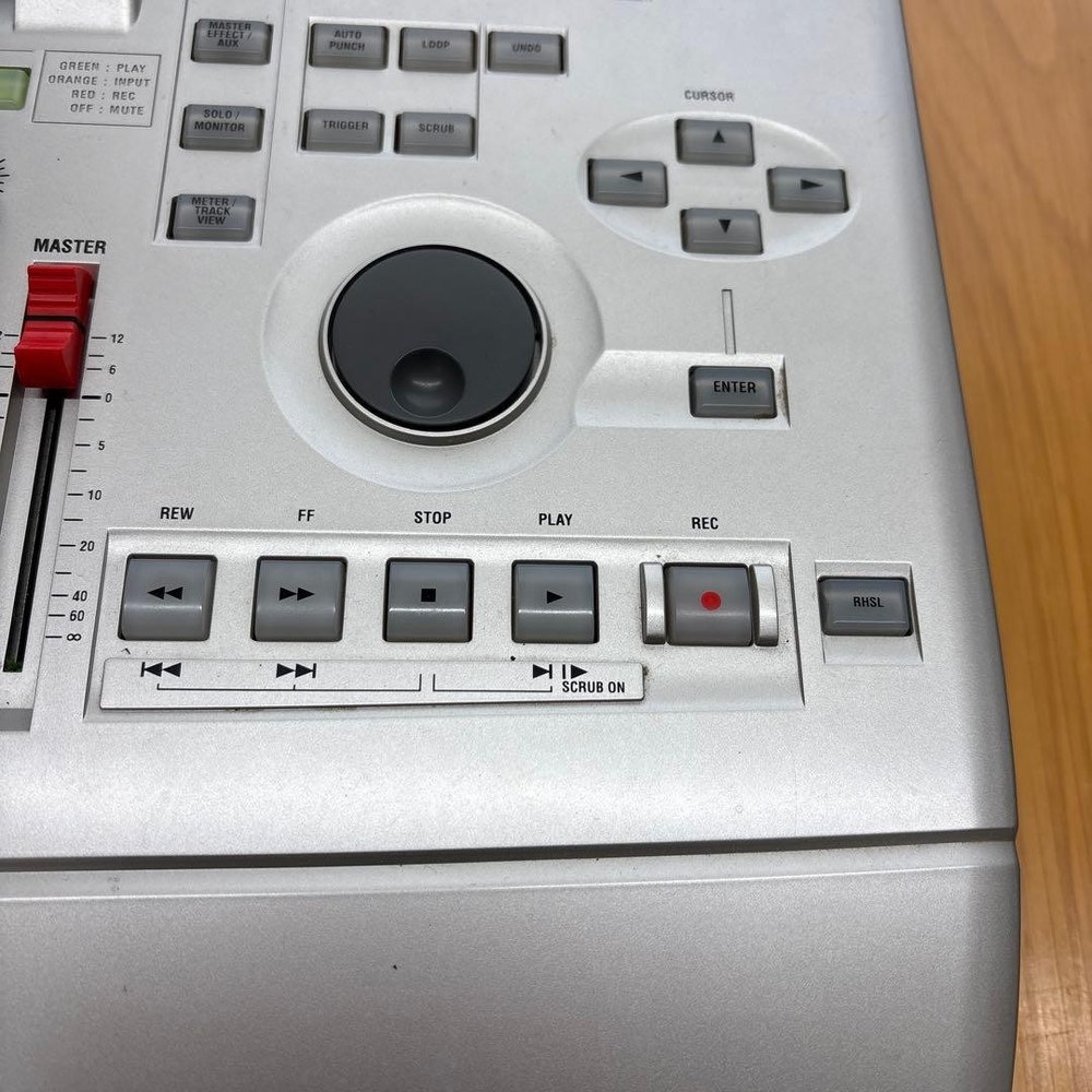 KORG D1600 Multi-Track Recorder