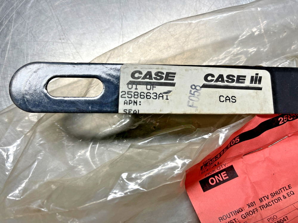 258663A1 OEM Case IH CNH SEAL