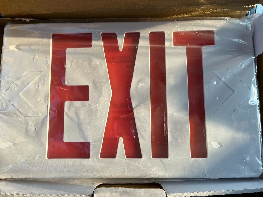 E185721-d Emergency Exit Brooks Lighting With Battery Backup