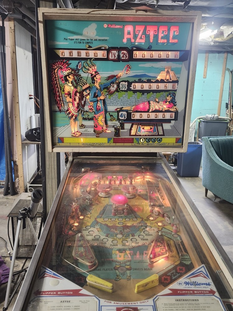 Williams Aztec Pinball Machine 1976