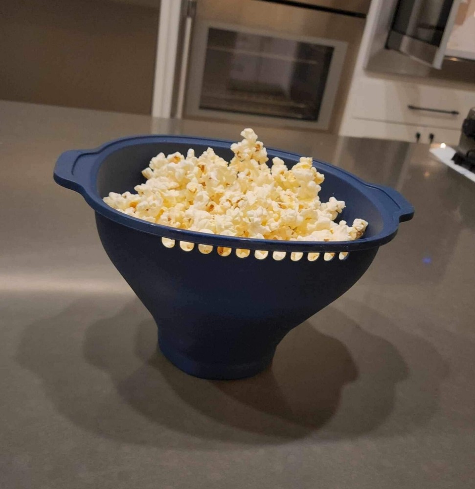 Tupperware WOW Pop Microwave Popcorn Maker
