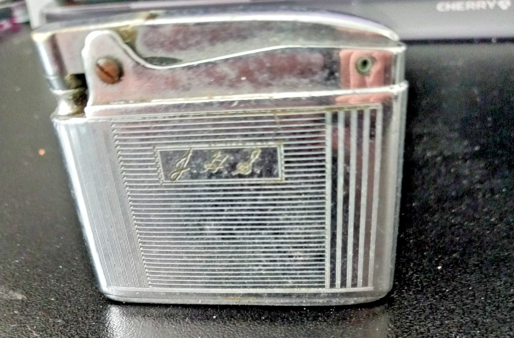 Vintage Silver Ronson Adonis Lighter