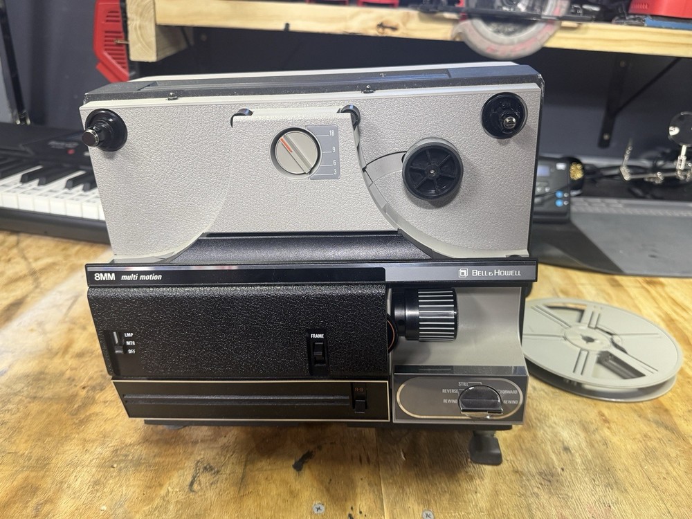 Bell And Howell 1638c Projector