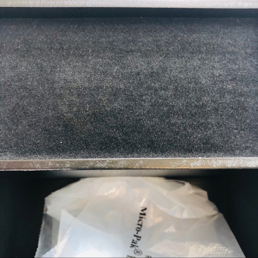 NIB Black Compact Charging Station Organize Multiple Devices HInged Back Panel