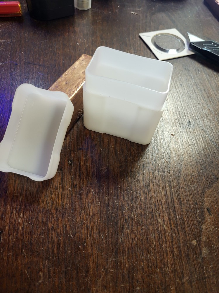 6- 1oz Rectangular Tube Containers- Pre Owned