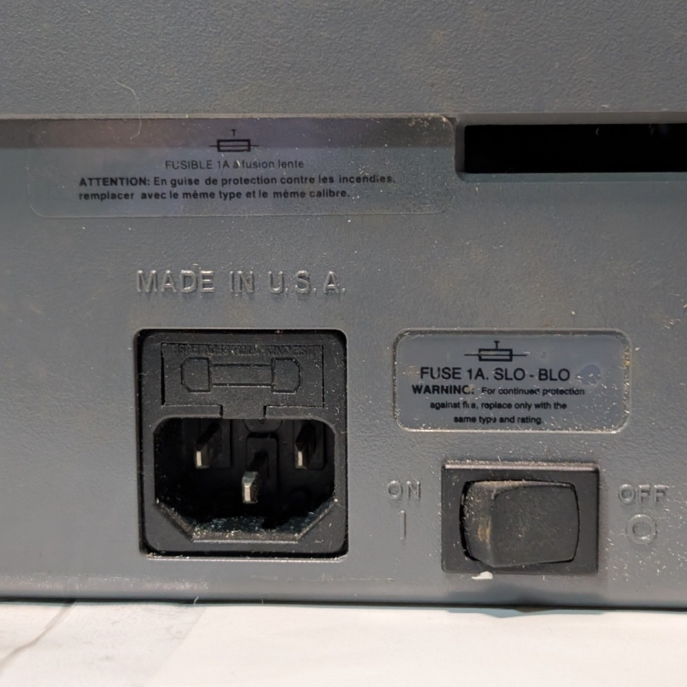 Smith Corona SD800 Word Processing Electric Typewriter, Powers On