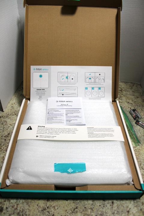 PRE-OWNED EUC Fitbit Aria 2 Wi-fi Smart Scale WHITE FB202