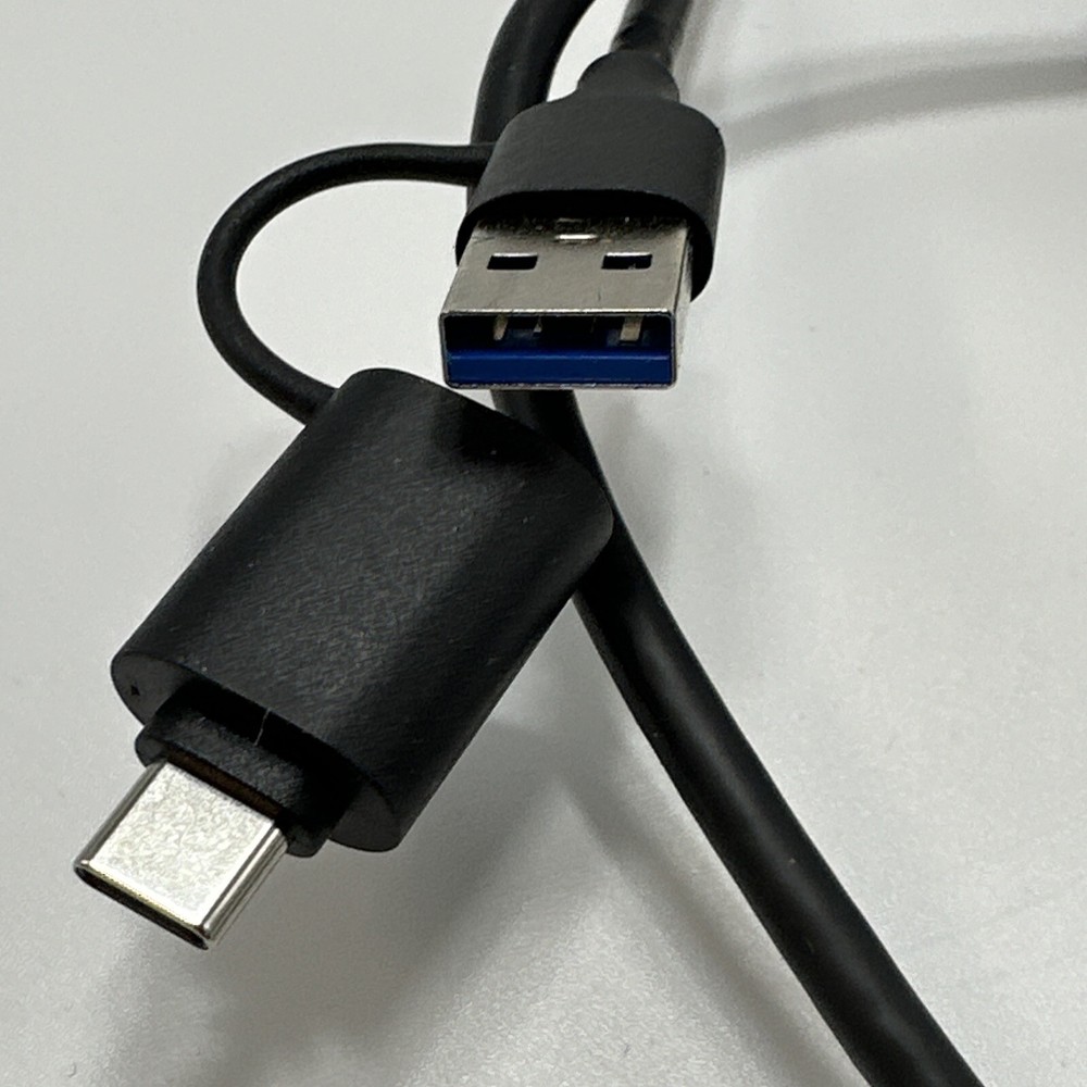 Card Reader USB 3.0/USB C Model No. B6316 Color Black