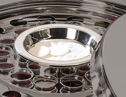 COMMUNION TRAY-CENTER BREAD PLATE-SILVER
