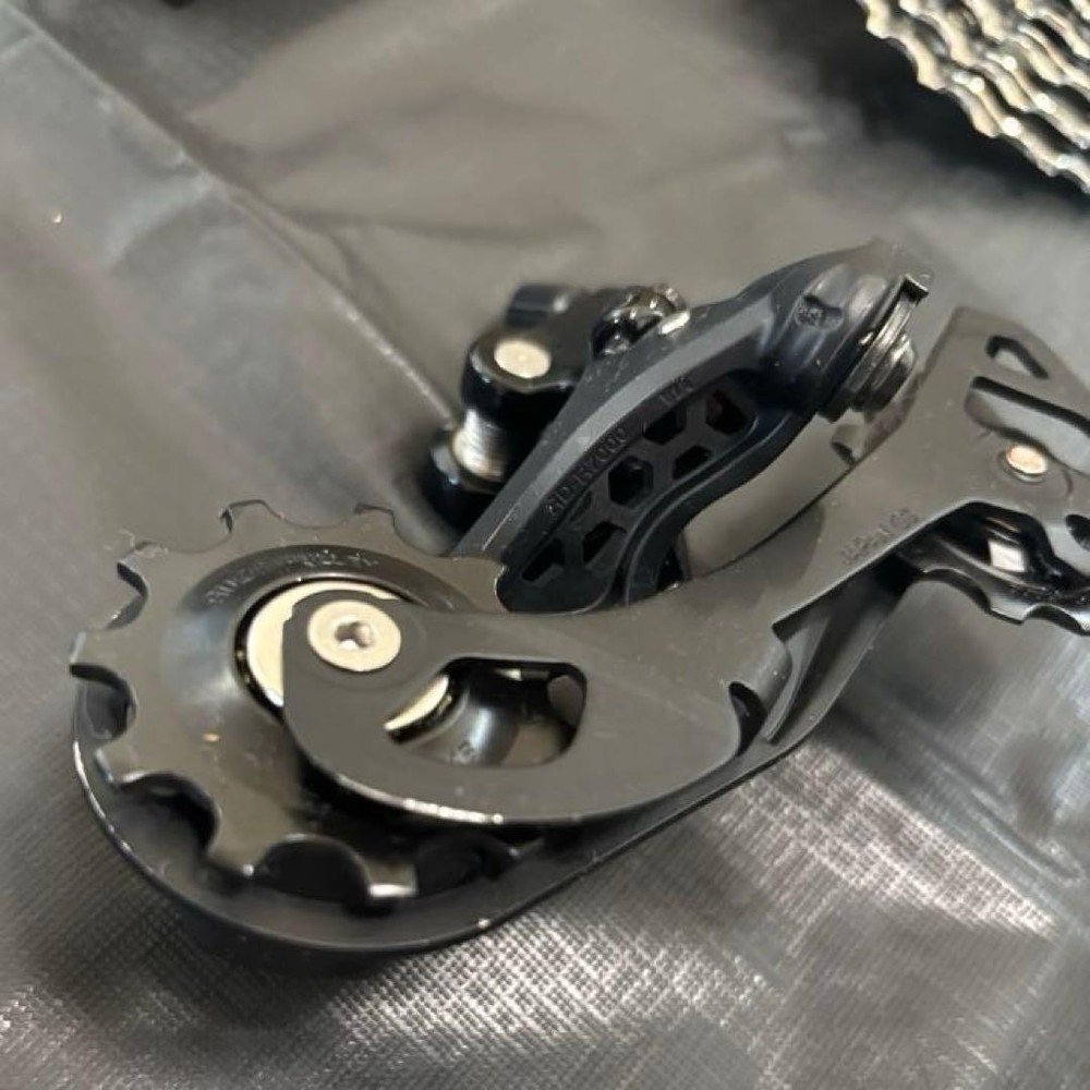 105 R7020 component disc brake