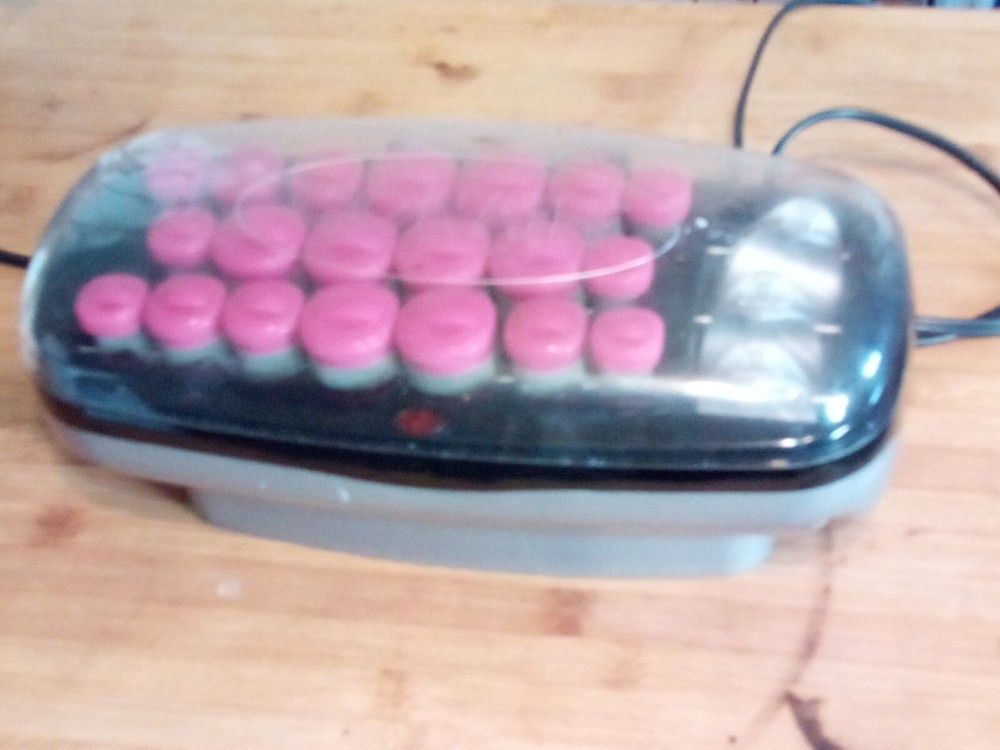 Conair Hot Clips Roller Set Of 20 Rollers Multi Sizes Used Plus 19 Clips