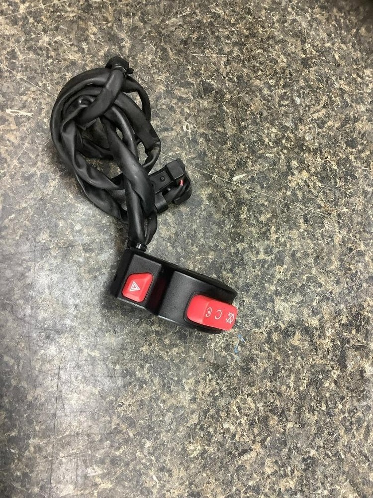 2022 Triumph Trident 660 Right Controls Switch 697