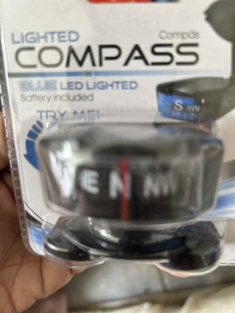 LIGHTED Comodis COMPASS BLUE LED LGHTED Battery included TRY MS S