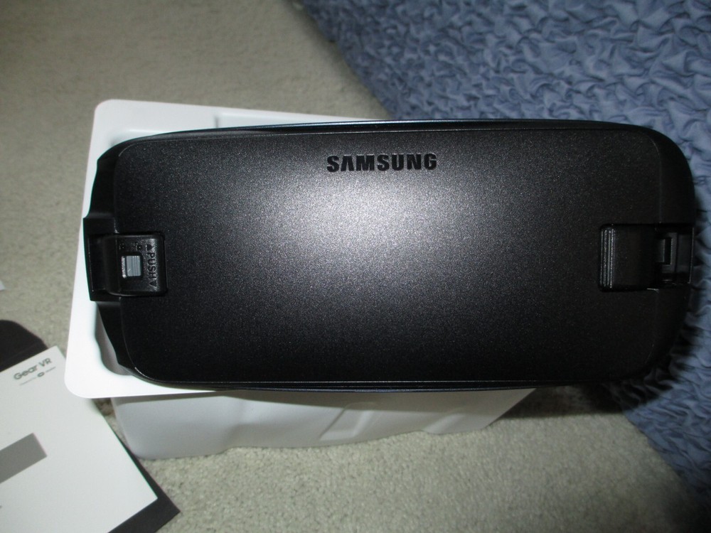 NWB Samsung Gear VR Oculus-Black