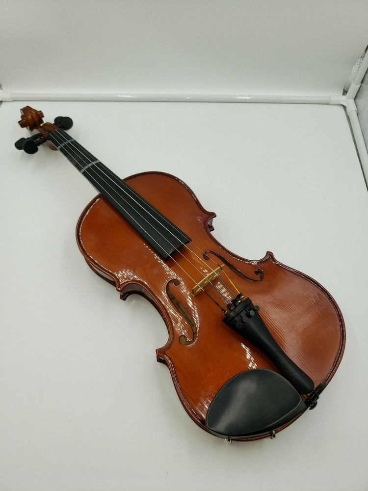 Handmade Violin with Bow & Case LOCAL PICKUP'S. ONLY !!!