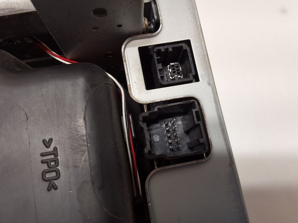 2020-2024 TRAVERSE 8" Dash Mounted Display Screen Driver Information