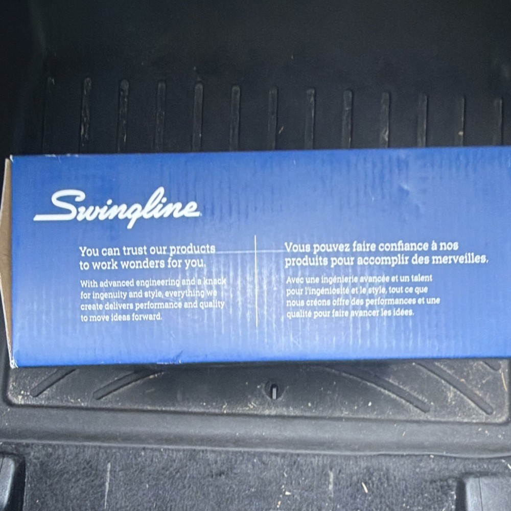 Swingline Optima 60 Electric Stapler Staples 60 Sheets QuickLoad Suction Cup