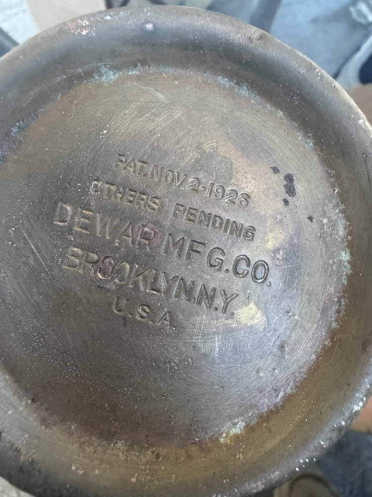 1926 Dew R Lite Hook Back Dewar MFG Co
