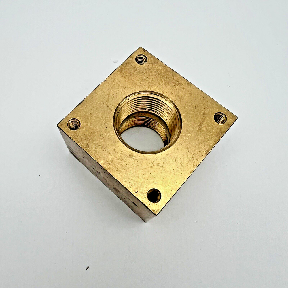 BRASS BLOCK PANEL ADAPTER 2404-0337