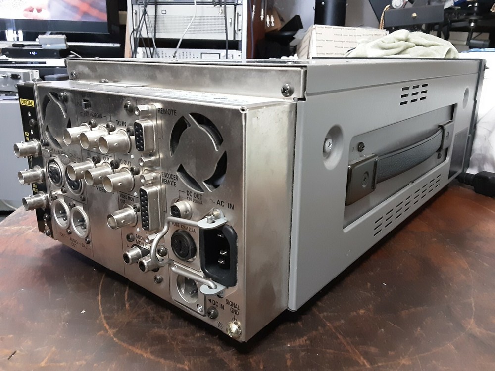 Panasonic AJ-D95dc SDI