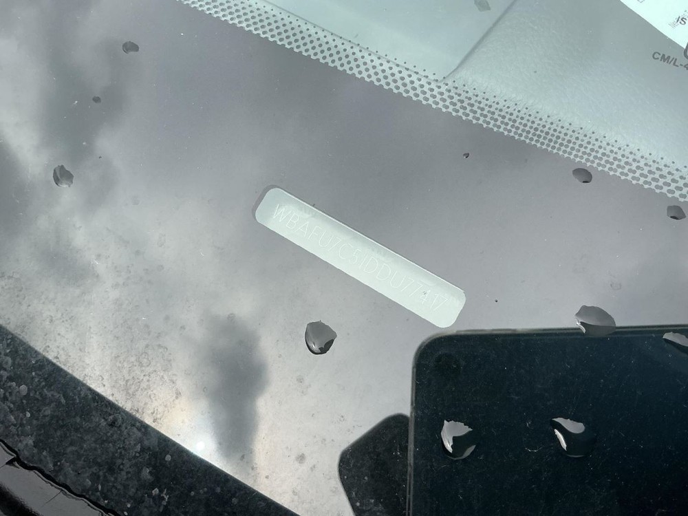 535I 2013 Glove Box 4950951