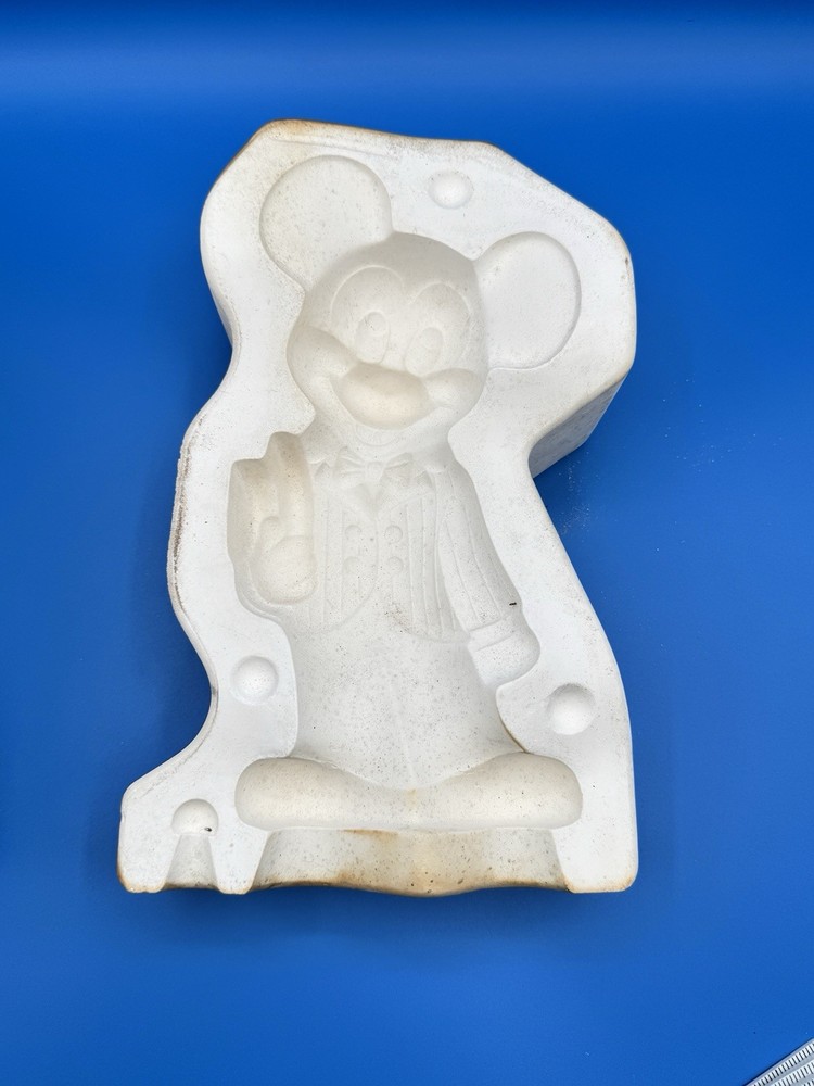 Vintage Unbranded Ceramic Casting Mold Smiling Mickey Mouse