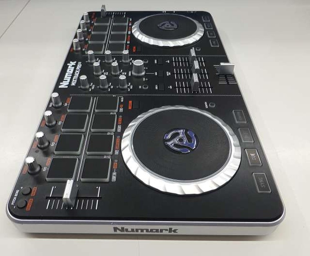 NUMARK Mixtrack Pro 2-Channel DJ Controller Serato Built-In Audio Interface-JPAN