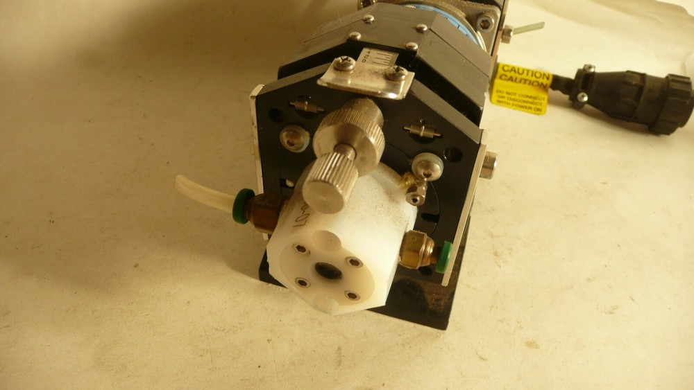 IVEK 102144-11 DOUBLE END A.P. MOTOR/BASE