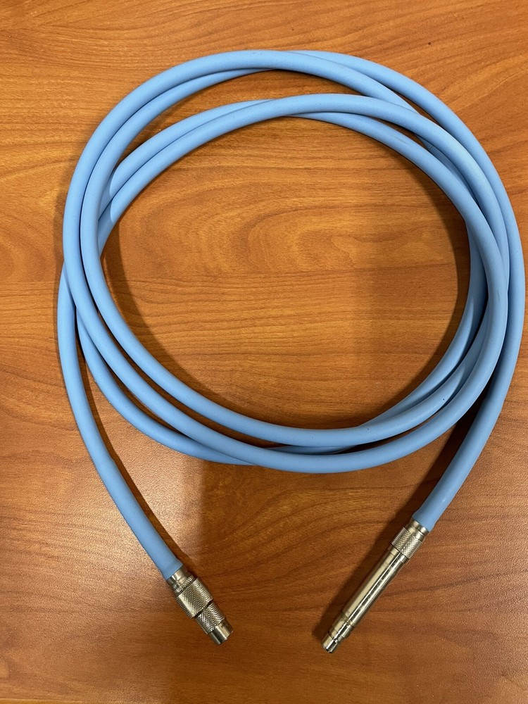 Dyonics 2143 Fiber optic light cable/ light blue .