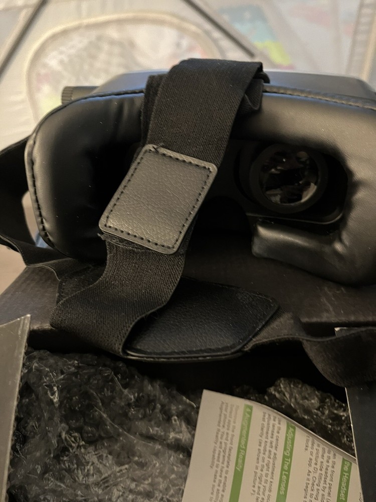 Virtual Reality Headset - Astoria VR