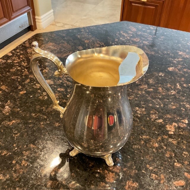 Wm Rogers Silverplate Footed Water Pitcher with Ice Guard #817