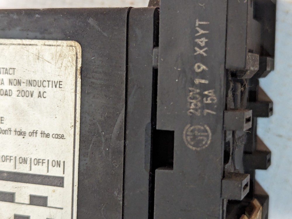 Omron TDV-44A020B Twin Analogue Timer Relay