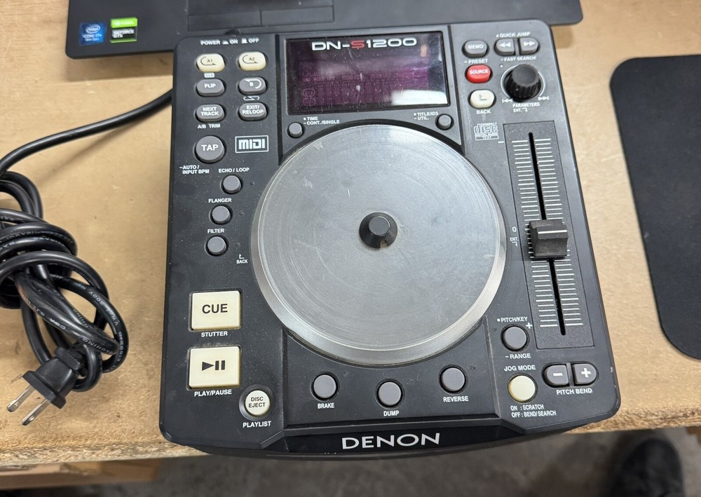Denon DN-S1200 CD Turntable
