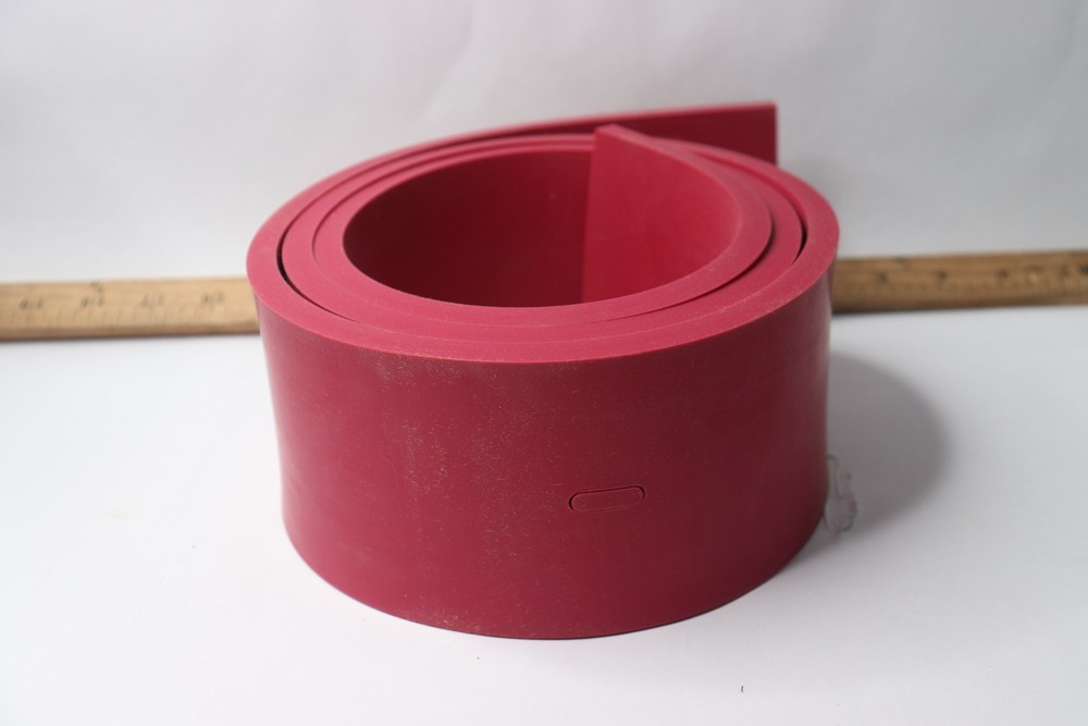 Total Source Rear Squeegee Linatex Red PB730788