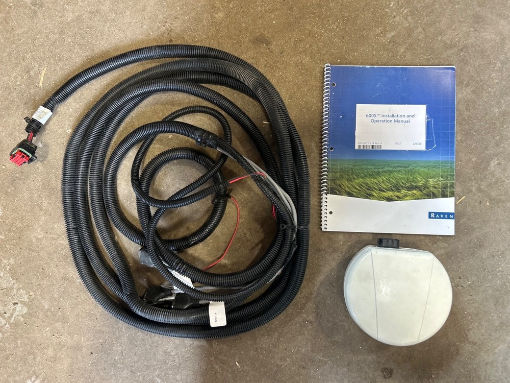 Raven 600S GPS with cable