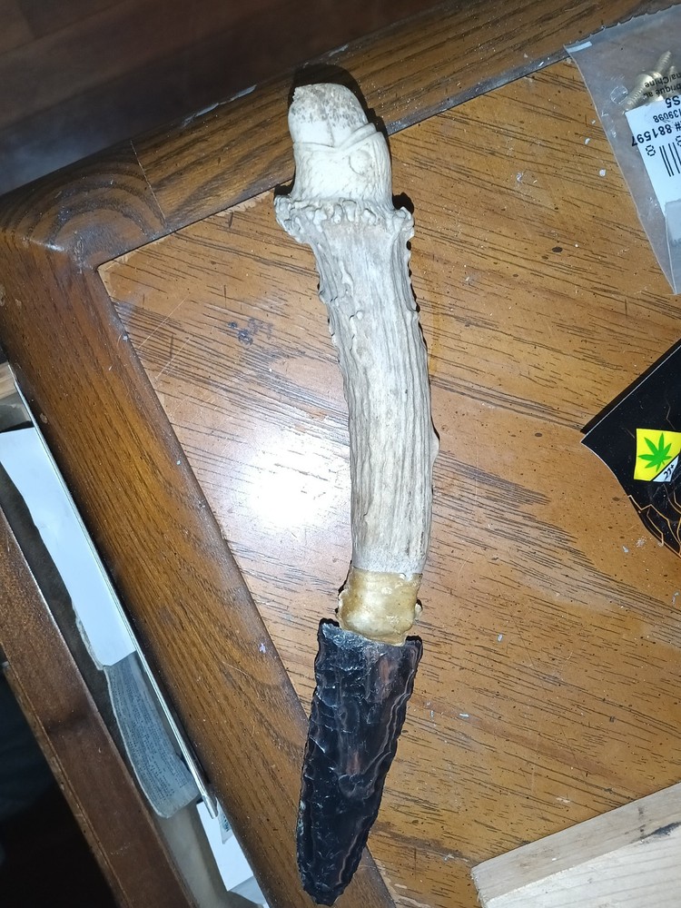 Obsidian Knife