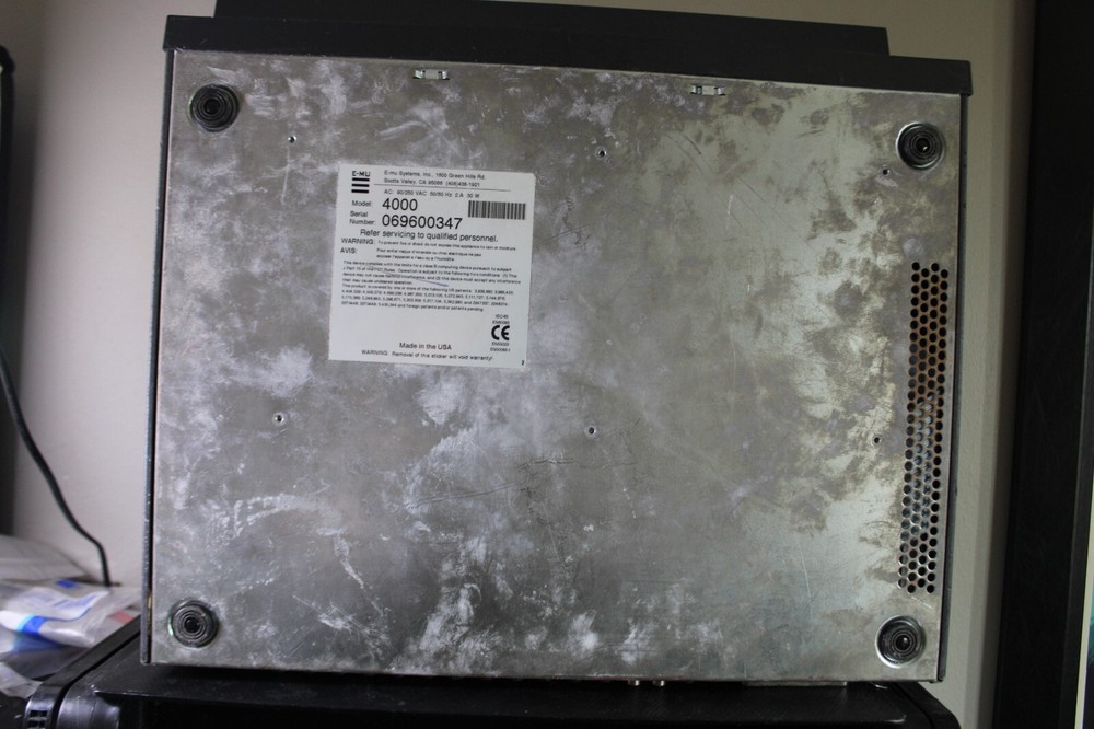 E-MU 4001 Darwin Digital Audio Disk Recorder EMU 1996 - Powers On