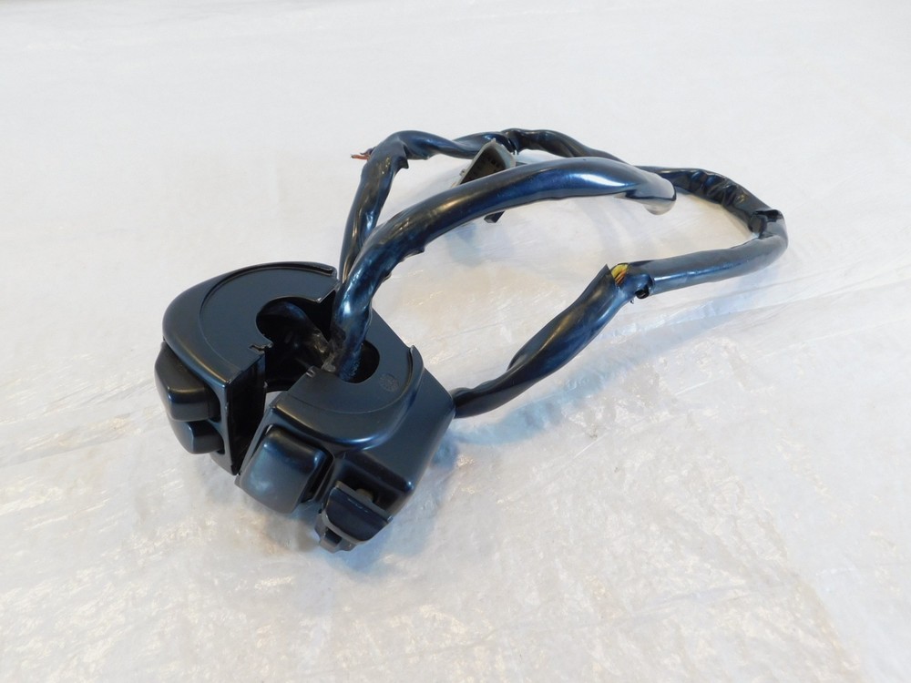 Harley Davidson Electra Glide Ultra Classic Left Handlebar Speaker Volume Switch