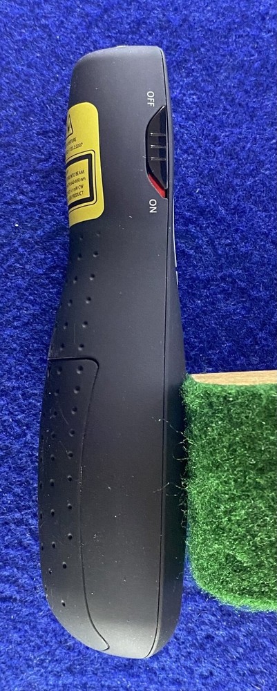 Logitech Wireless Presenter R400, Wireless Presentation Remote Clicker w/ Laser